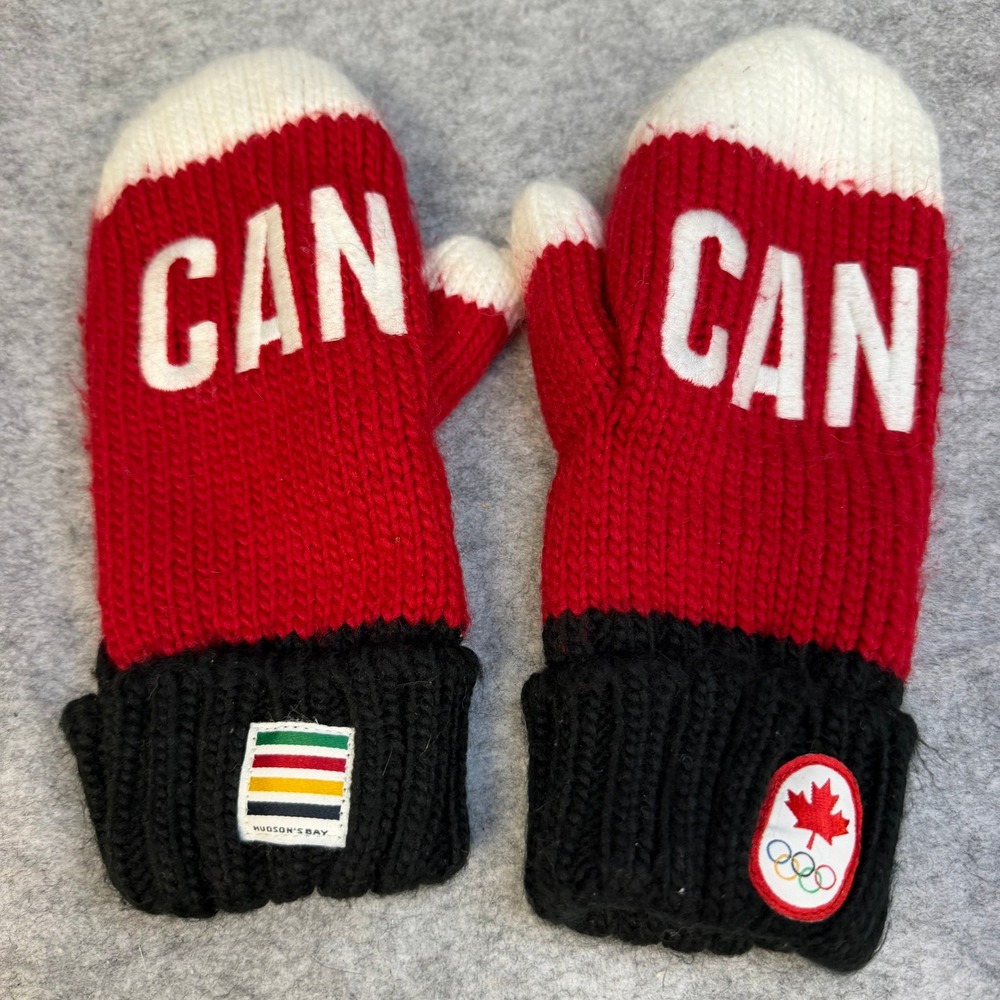 Hudson's Bay Team Canada Olympic Mittens Red White Black Knit Fleece Lined